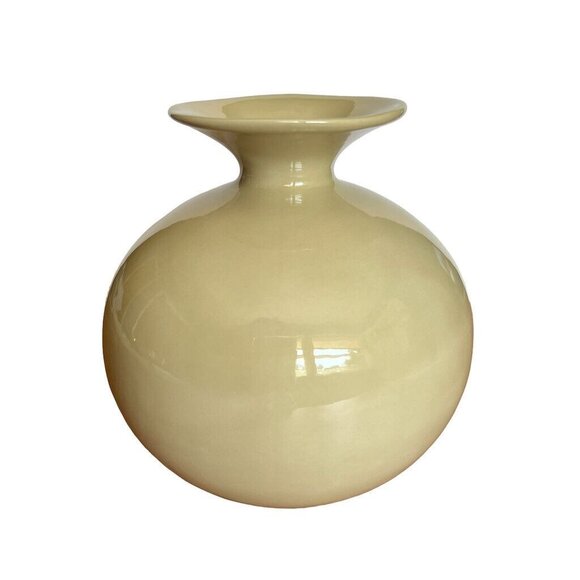 Vtg Studio Vase Ceramic Round 6 x 5 1/2 Cream Hand Made MCM - Picture 3 of 6